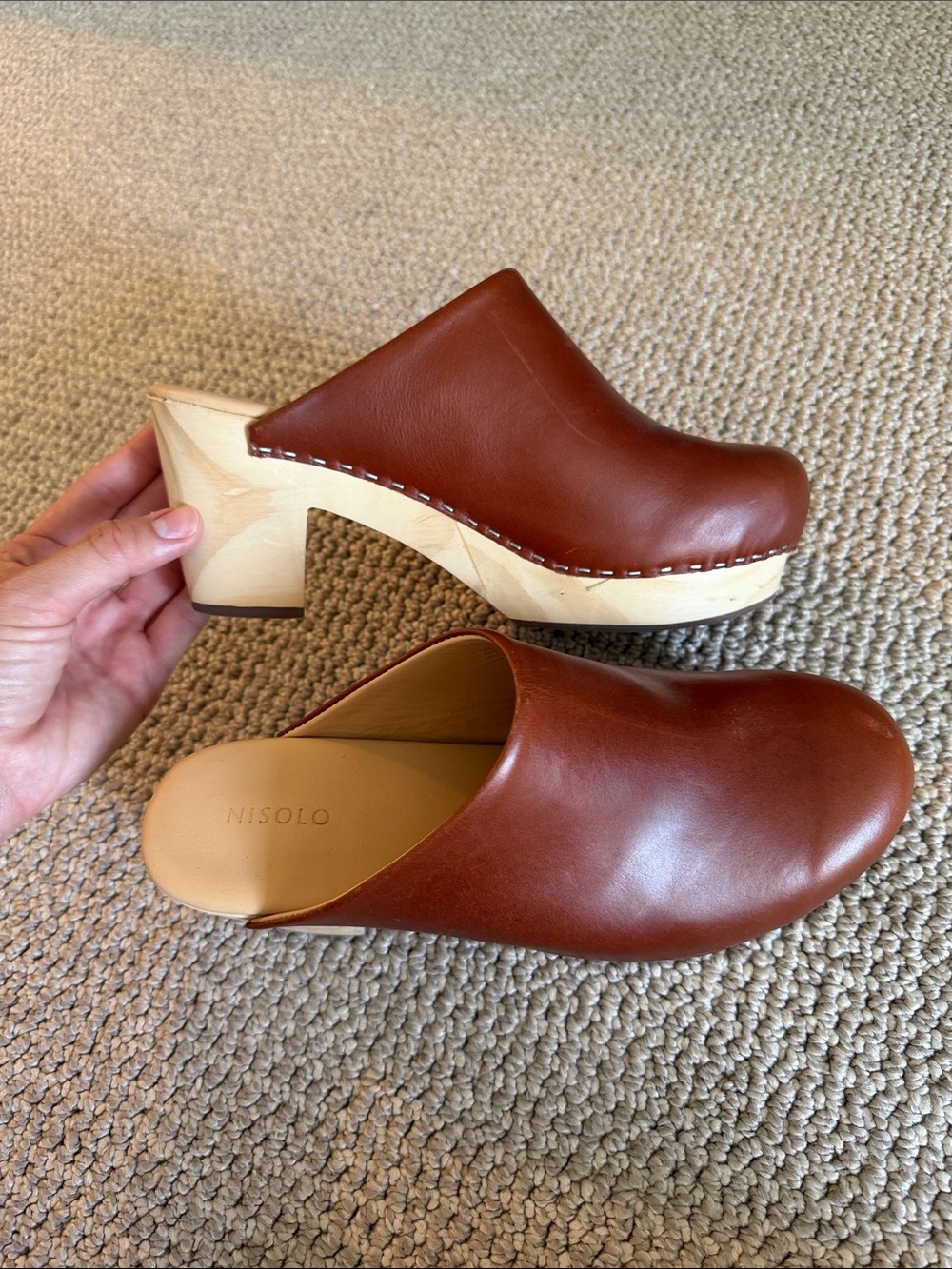 Nicole Women’s Brown Leather Clogs with Wooden Heel Size 8 - Picture 4 of 4